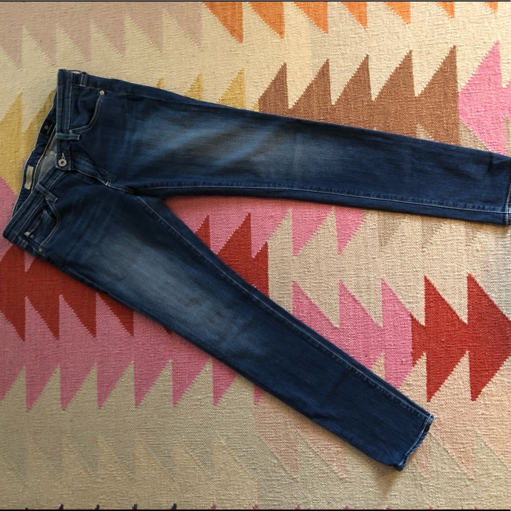 AG The Legging Jeans